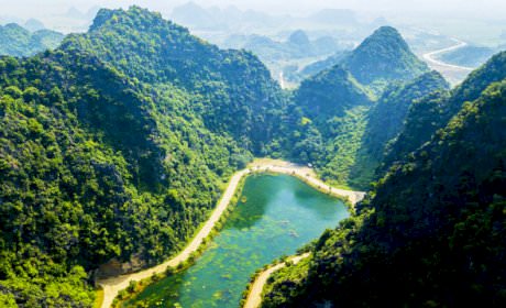 Exploring Tuyet Tinh Coc - Ninh Binh