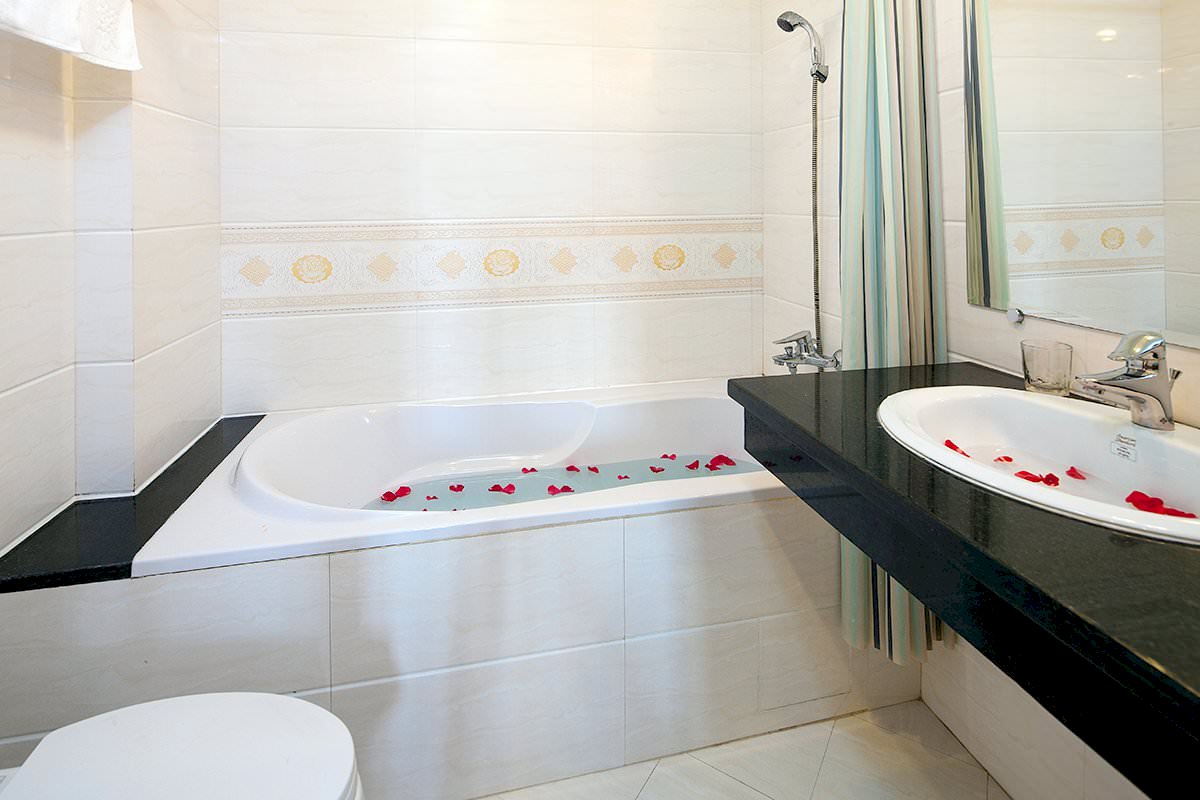 Deluxe Twin Room - 